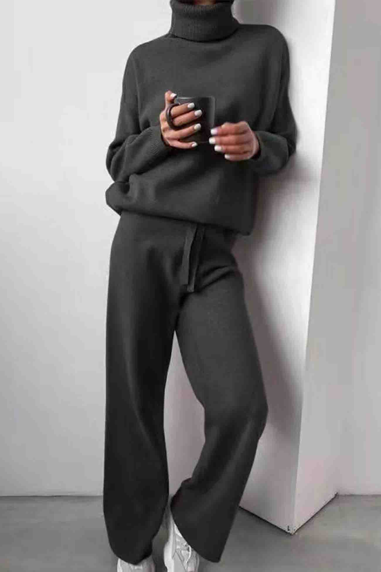 Comfy Women's Knit Turtleneck Jumper and Trousers Set