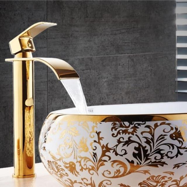 Luxury White And Gold Kitchen Sink Faucet Single Handle - BritishElegance