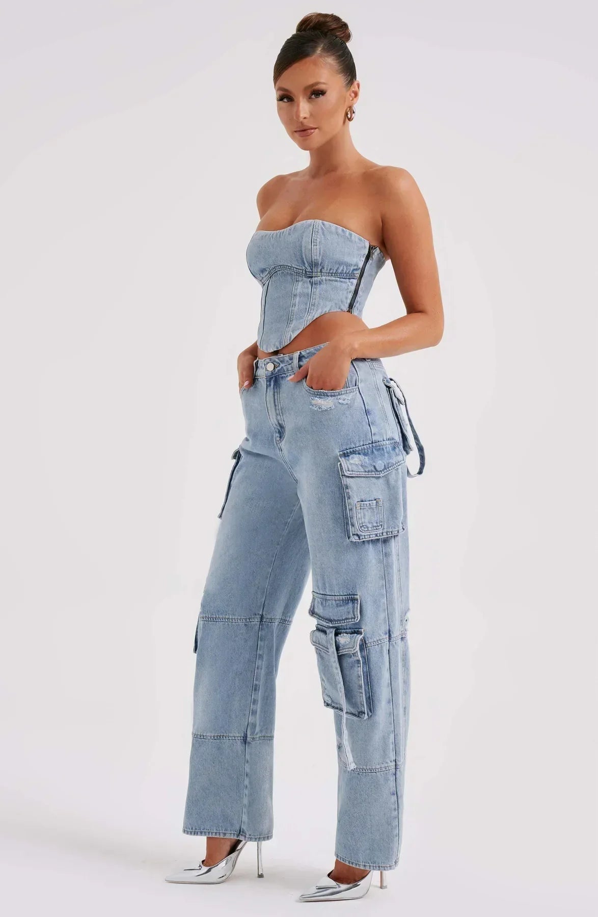 Women's Trendy Jeans Outfit with Lace Top and Loose Fit Pants - BritishElegance
