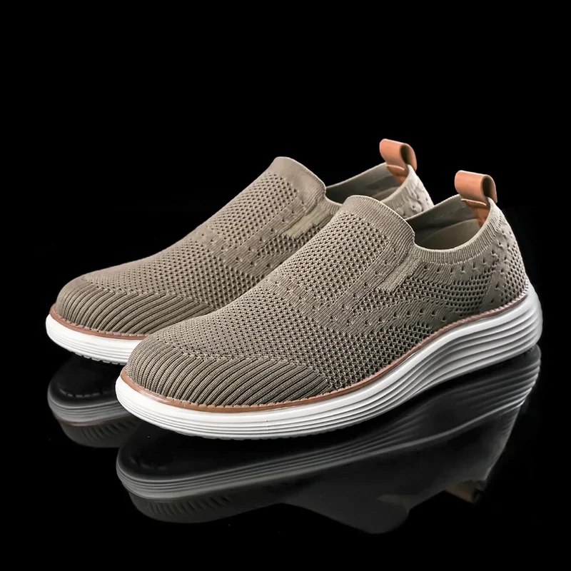 Men's Comfortable Breathable Slip On Shoes - VogeLuxe