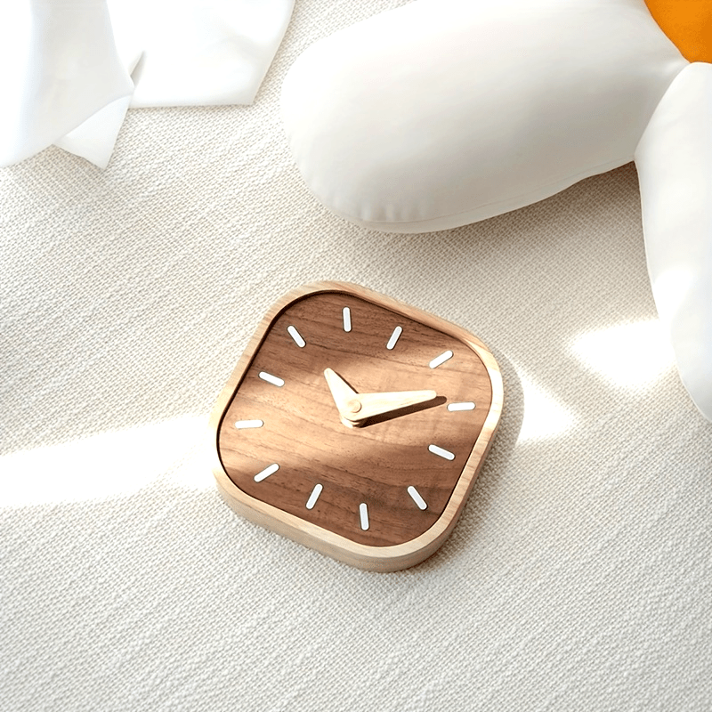 Quiet Wooden Desk Clock | Classic Wood Grain Style - VogeLuxe