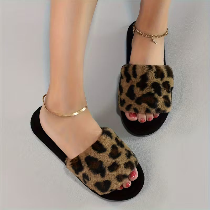 Cozy Faux Fur Leopard House Slippers - VogeLuxe