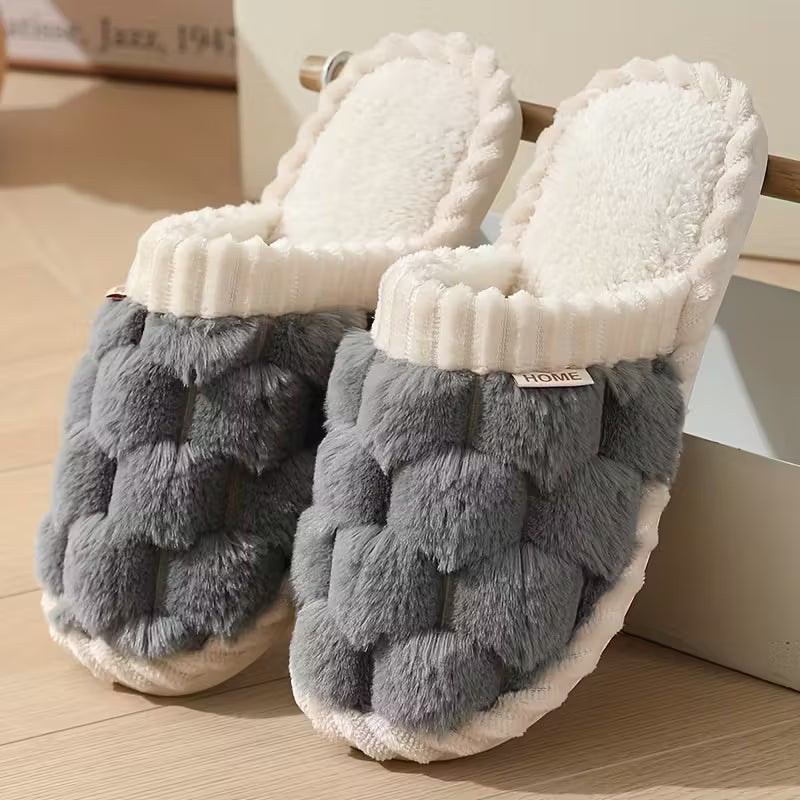 Cozy Plush Women's Slippers – Comfortable Fuzzy Home Shoes