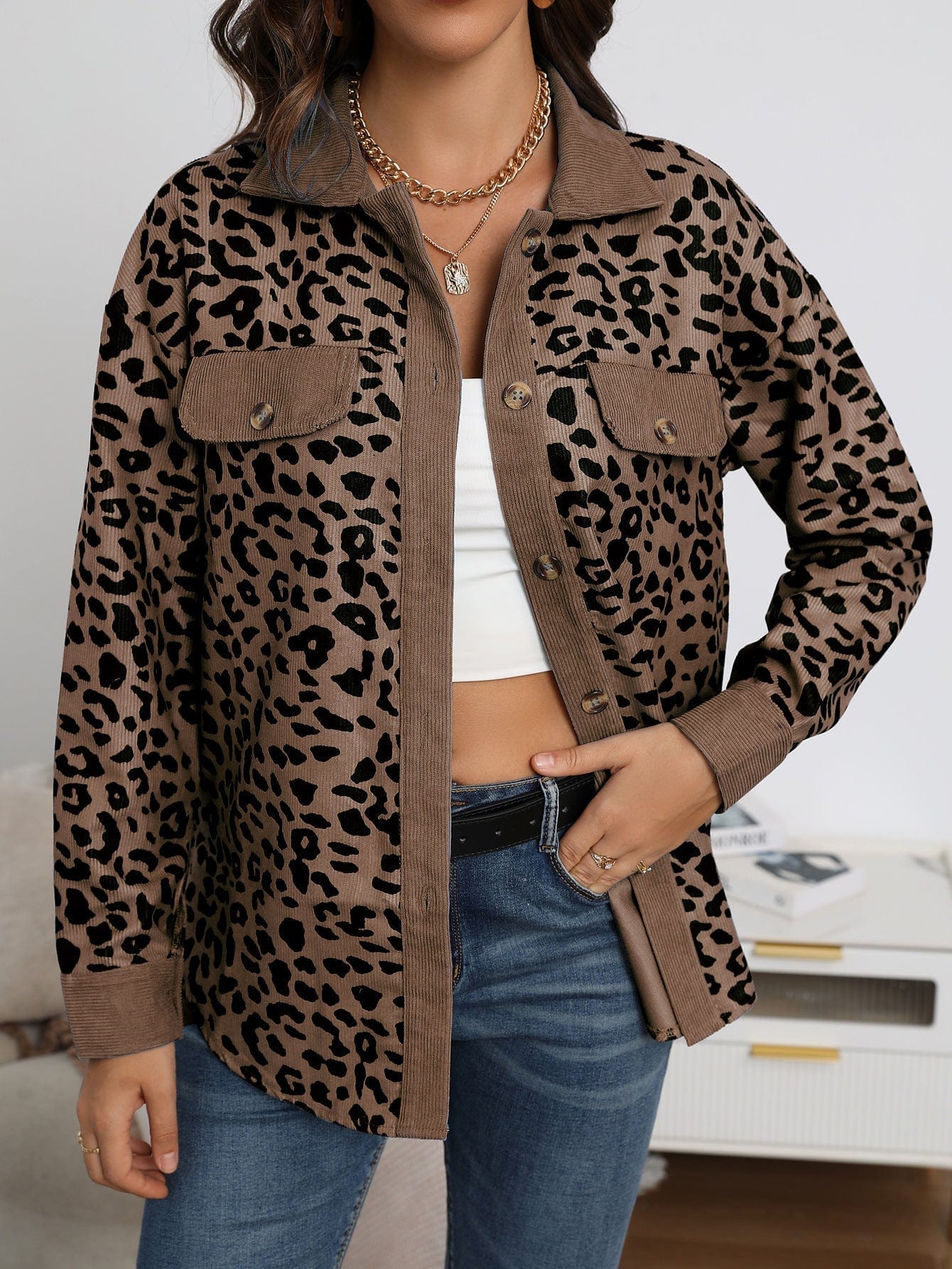 Stylish Leopard Coat - Soft Luxury Fabric - Perfect for Spring