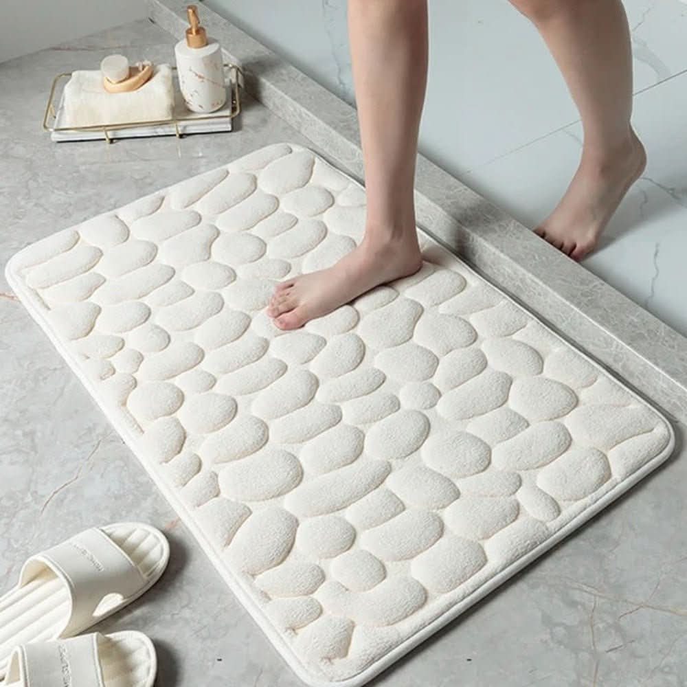 Plush Anti-Slip Bathroom Mat | Gentle Quick-Dry Comfort
