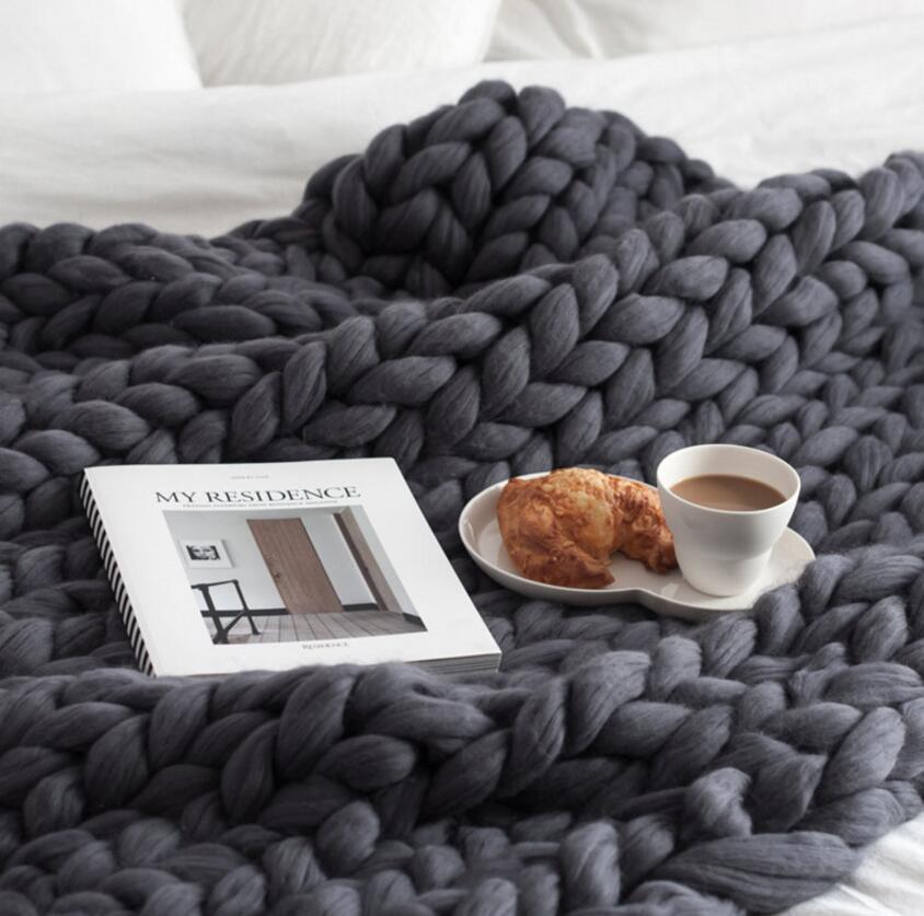 Soft Plush Knit Throw Blanket Super Warm Thick