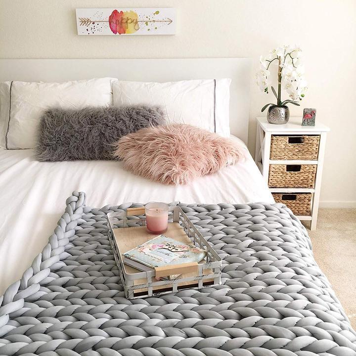 Soft Plush Knit Throw Blanket Super Warm Thick