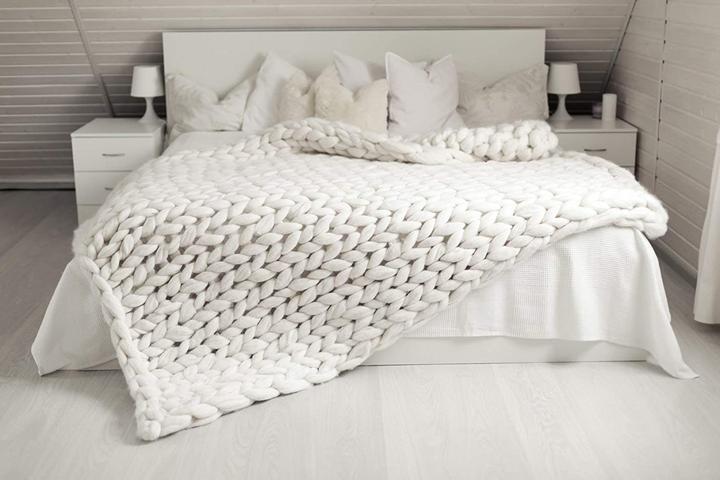Soft Plush Knit Throw Blanket Super Warm Thick - VogeLuxe