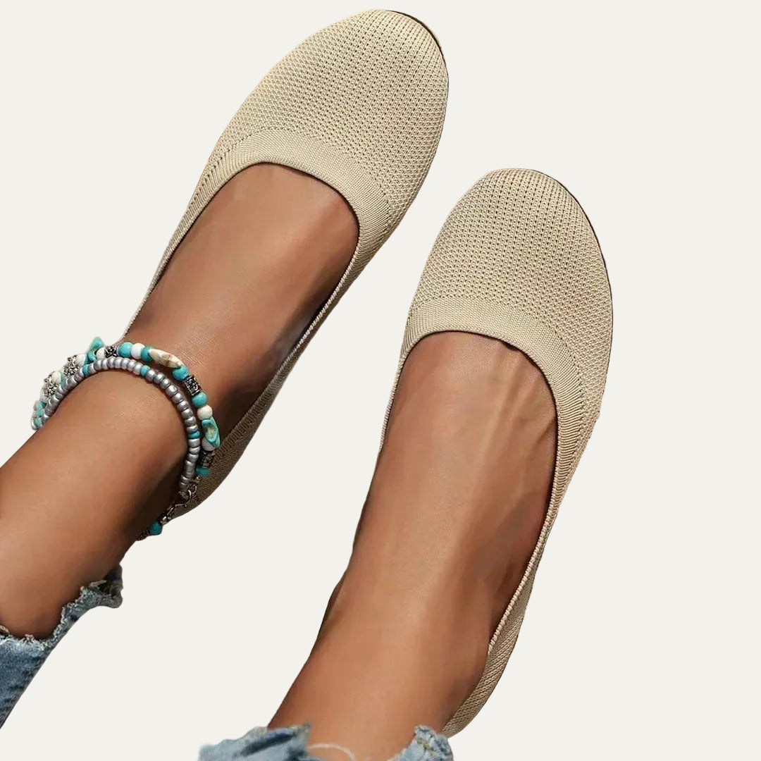 VogeLuxe | Women’s Round Toe Knit Ballet Flats