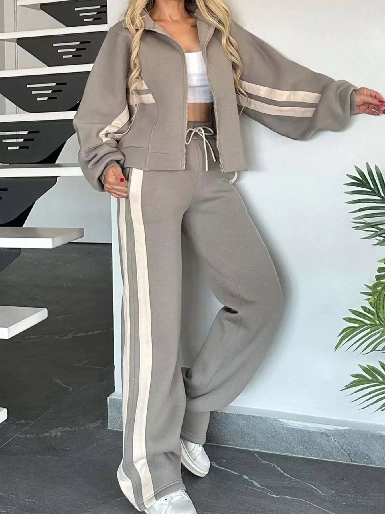 Stylish Black and White Tracksuit Plus Size Set