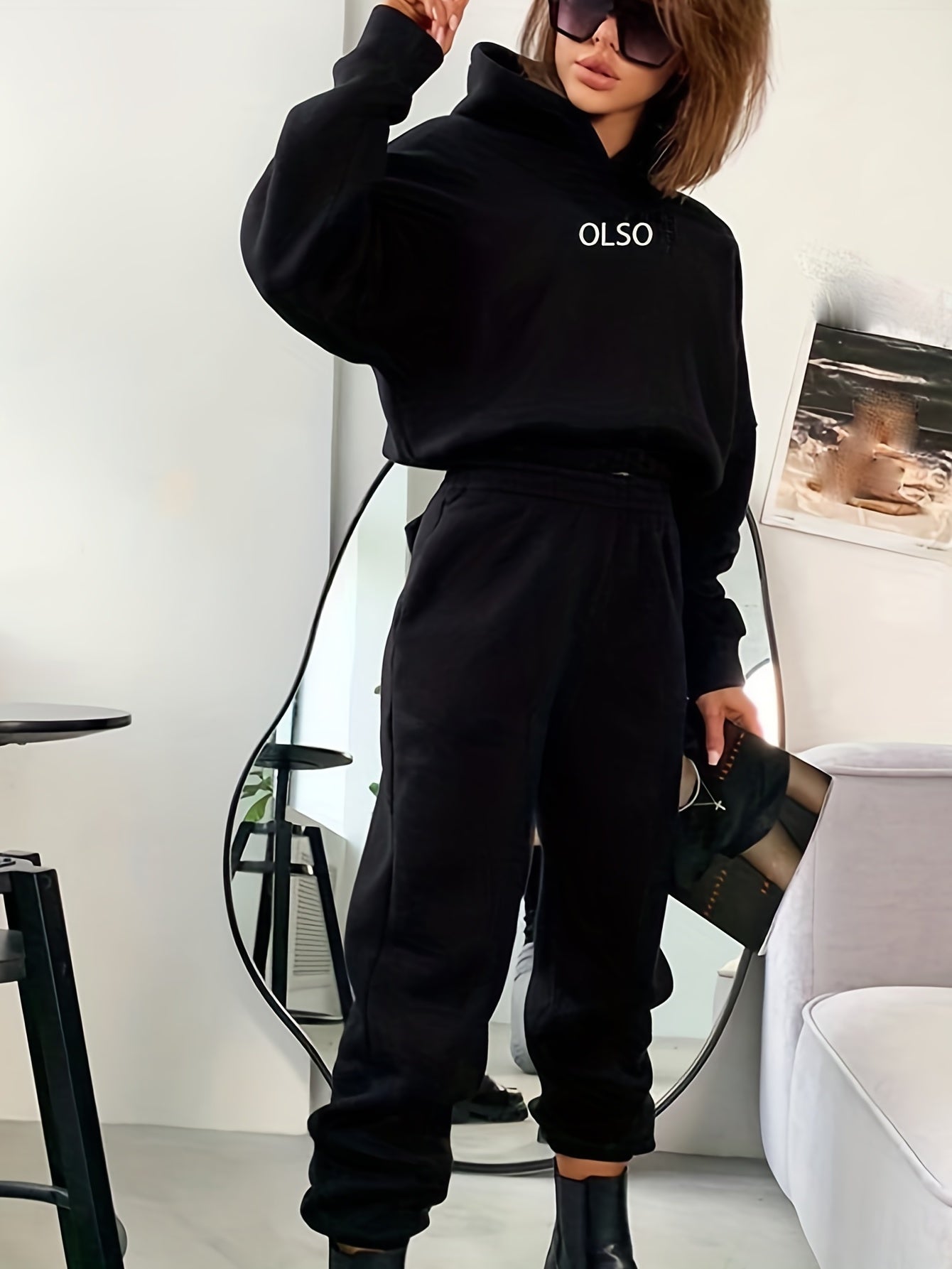 Comfy Women's Hoodie Sweatpants Tracksuit Set with Elastic Waist