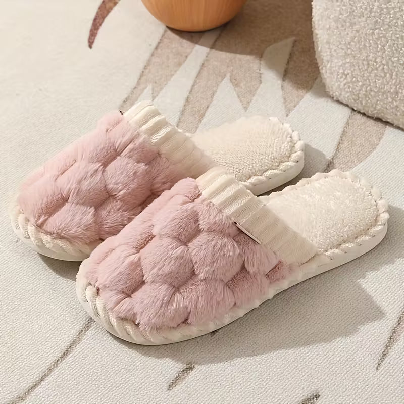 Cozy Plush Women's Slippers – Comfortable Fuzzy Home Shoes