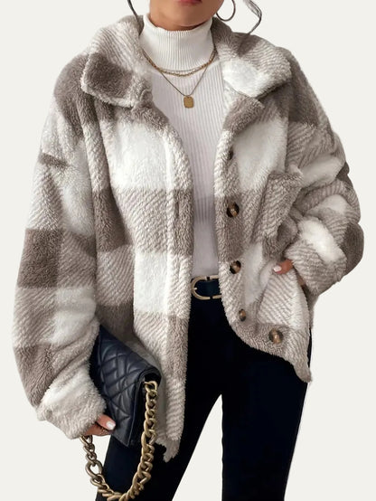 VogeLuxe | Women’s Oversized Teddy Plaid Shacket