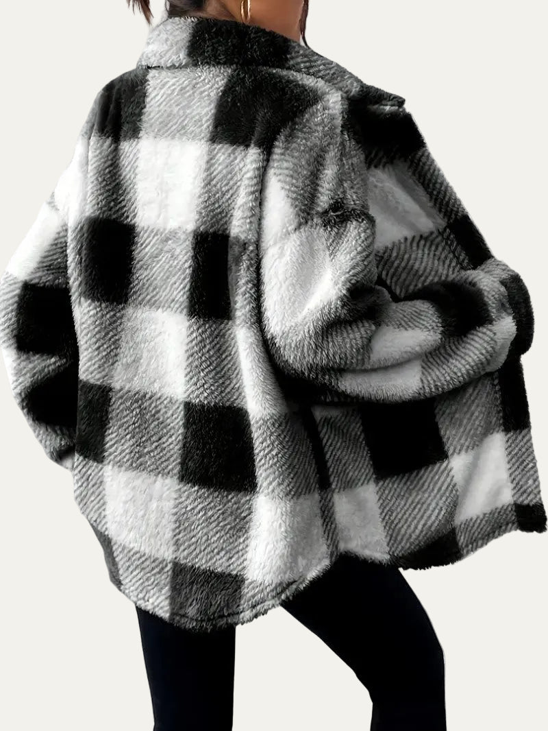 VogeLuxe | Women’s Oversized Teddy Plaid Shacket