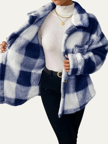 VogeLuxe | Women’s Oversized Teddy Plaid Shacket