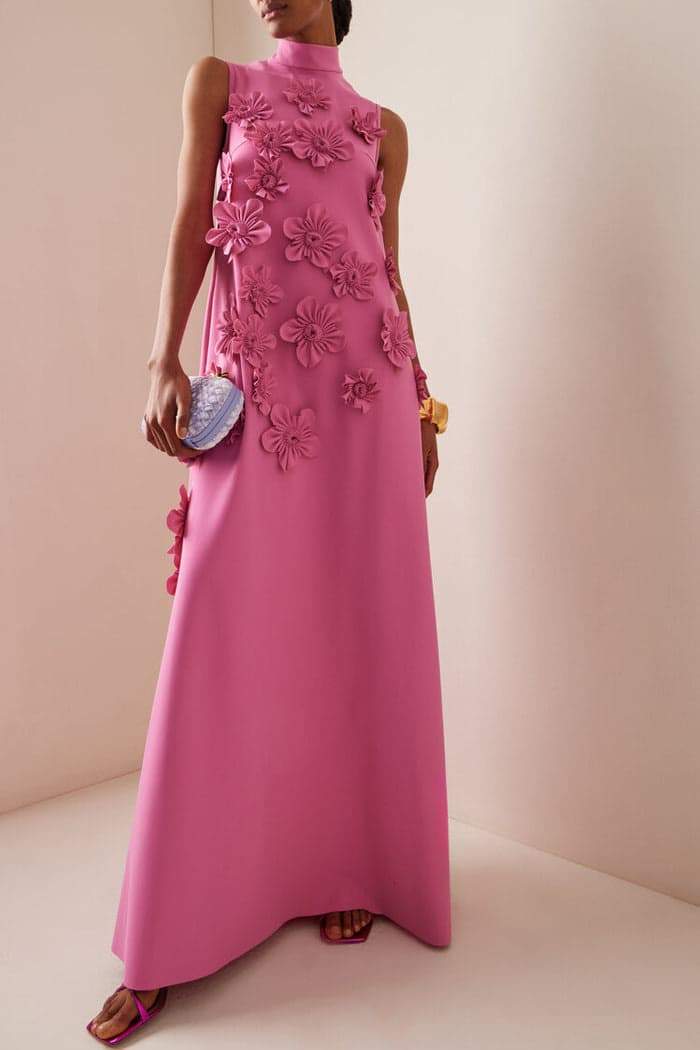 Ladies Beautiful Flower Long Dress with Fitted Style - VogeLuxe