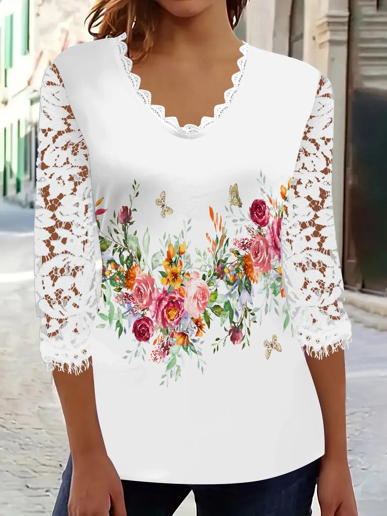 Pretty Floral Women's Blouse – Classic Casual Tee - VogeLuxe