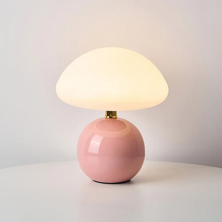 Rustic Cream Mushroom Table Lamp in Classic Retro Style