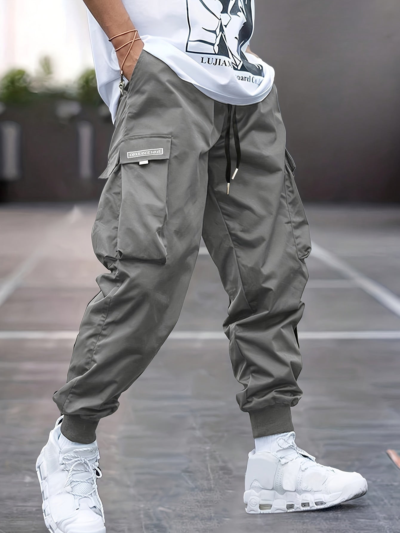 Relaxed Fit Men's Cargo Pants