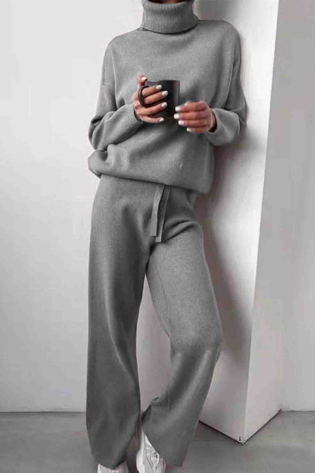 Comfy Women's Knit Turtleneck Jumper and Trousers Set - BritishElegance