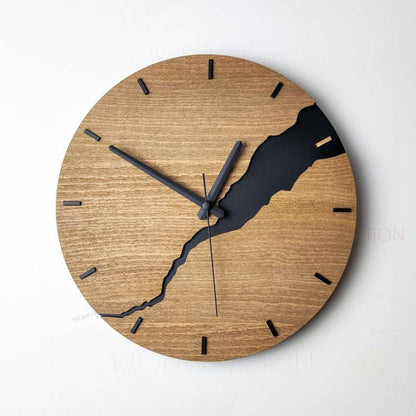 Simple Rustic Wooden Wall Clock