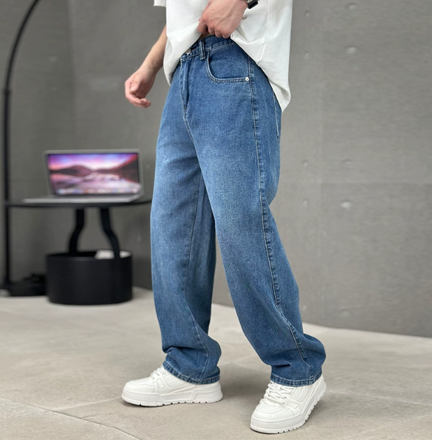 Men's Slim Fit Straight Leg Jeans
