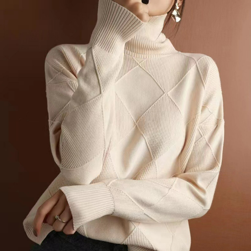 Soft Women's Cashmere Crew Neck Winter Sweater