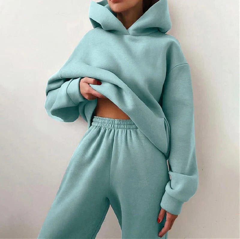 Cozy Winter Women's Clothing Set - VogeLuxe