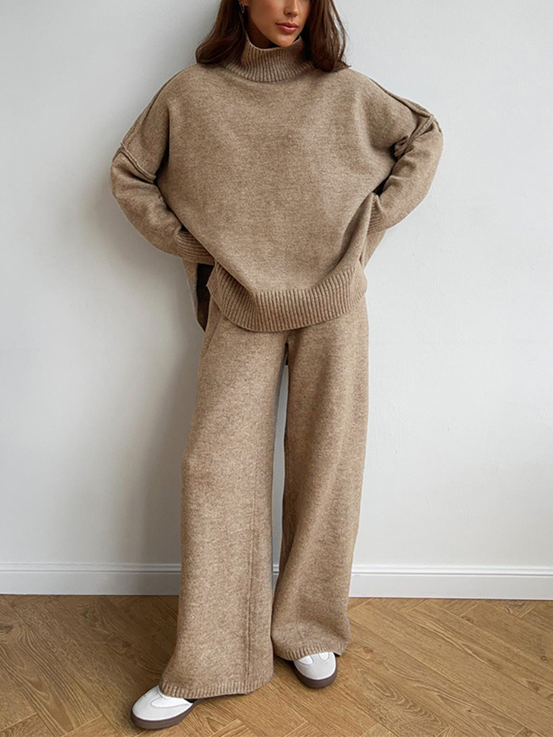 Relaxed Fit Women's 2 Piece Outfit Set - VogeLuxe