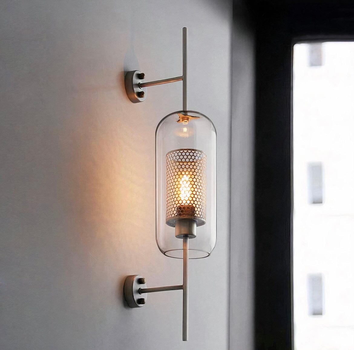 Elegant Clear Table Lamp