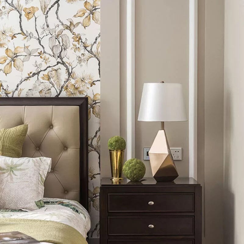 Luxurious Gold Table Lamp