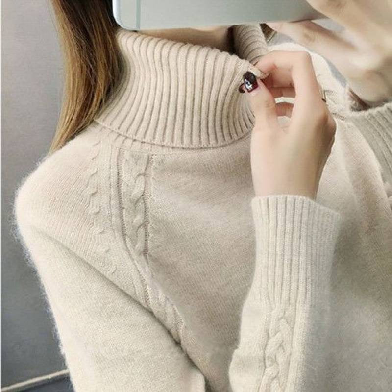 Cozy Women's Cable Knit Turtleneck Sweater