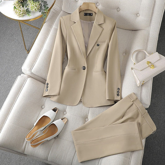 Classic Fit Women's Two Piece Blazer Suit - VogeLuxe
