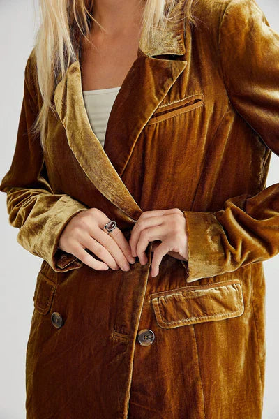 Ladies' Classic Velvet Jacket with Buttons - BritishElegance