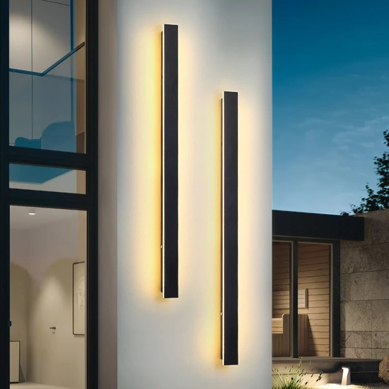 Bright Adjustable LED Outdoor Wall Lamp - VogeLuxe
