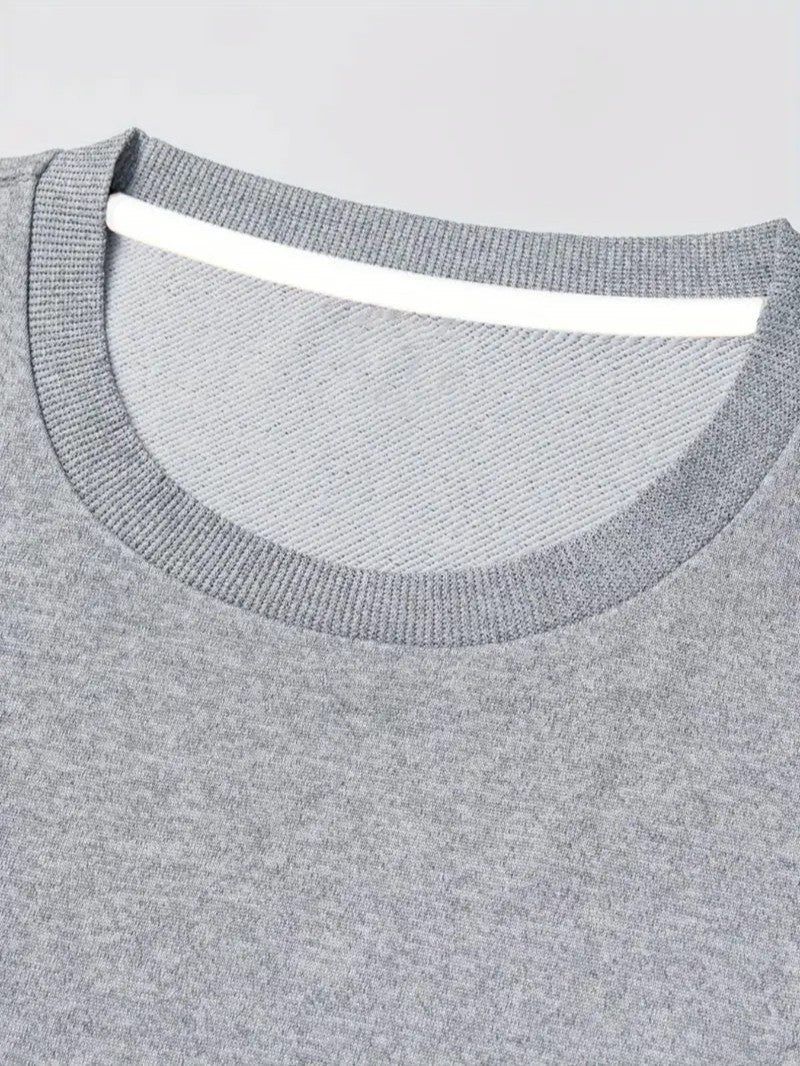 VogeLuxe | Men’s Festive Reindeer Graphic Crewneck Sweatshirt