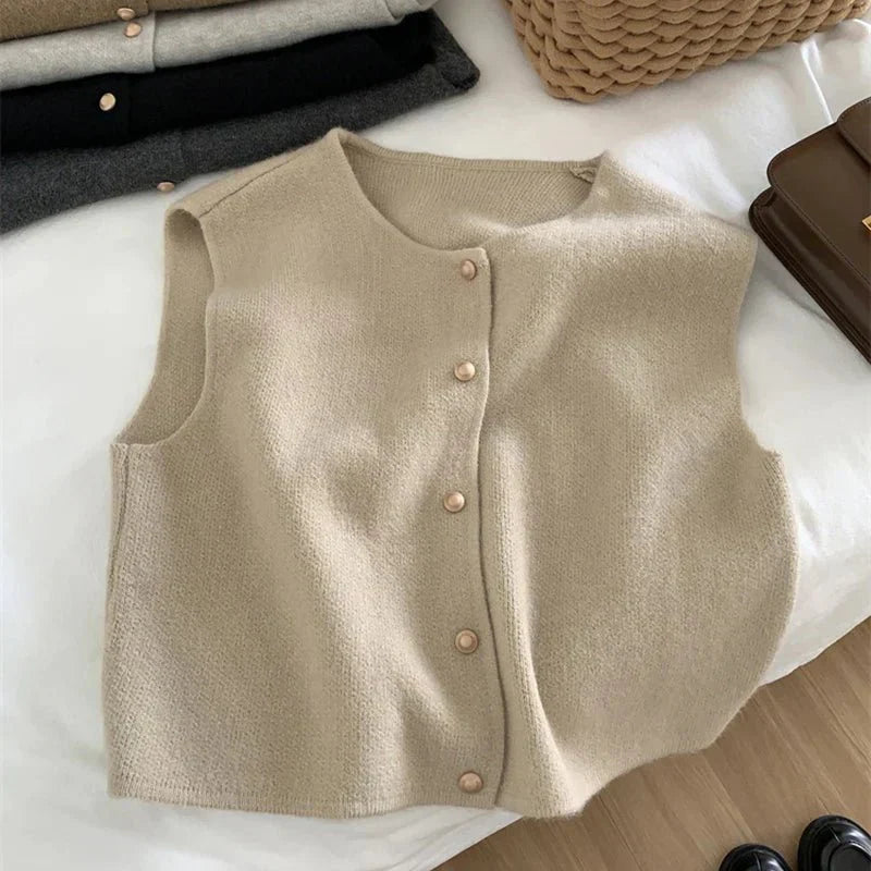 Women's Cozy Cable Knit Sweater Vest