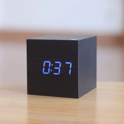 Simple Wooden LED Desk Clock