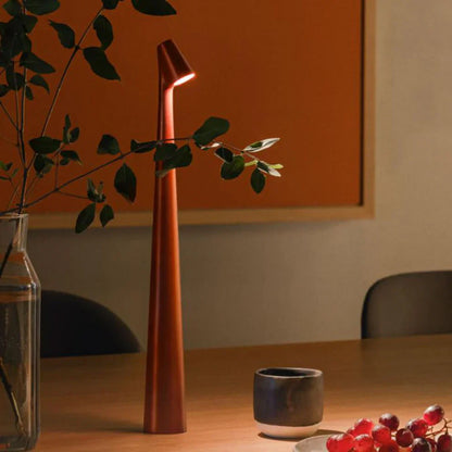 Simple Wireless Desk Lamp For Warm Reading Light