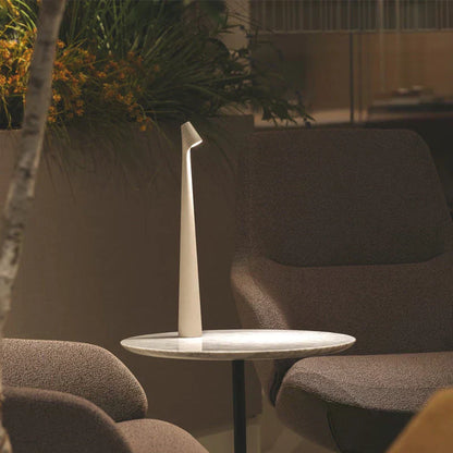 Simple Slim Wireless Desk Lamp For Warm Reading Light