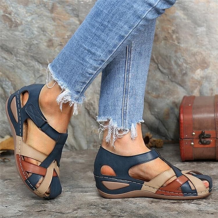 VogeLuxe | Women’s Closed Toe Wedge Sandal