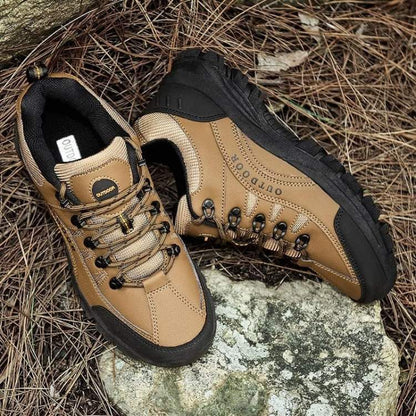 VogeLuxe | Men’s Low Top Outdoor Hiking Shoes