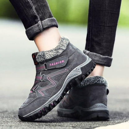 VogeLuxe | Unisex Lightweight Knit Running Shoe with Chunky Sole