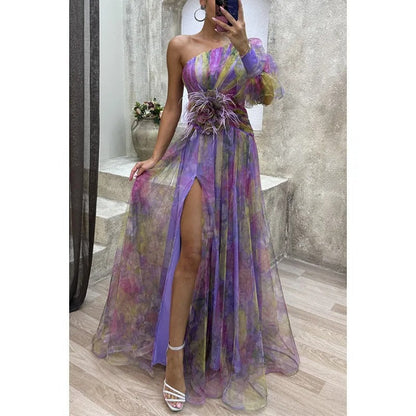 Beautiful Long Dress in Lightweight Floral Pattern