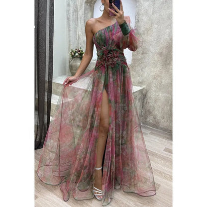 Beautiful Long Dress in Lightweight Floral Pattern