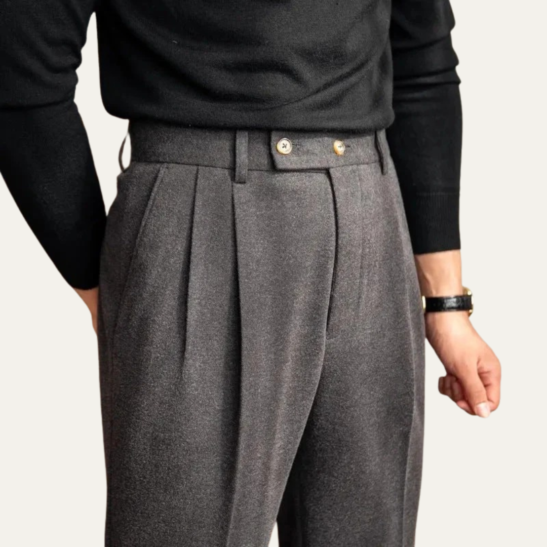 VogeLuxe | Men’s Cropped Pleated Dress Pants