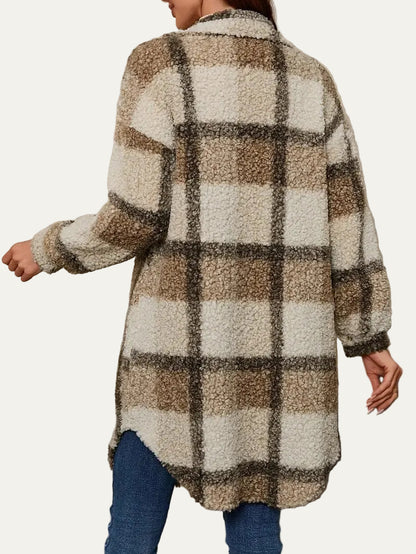 VogeLuxe | Women’s Oversized Plaid Shacket Jacket